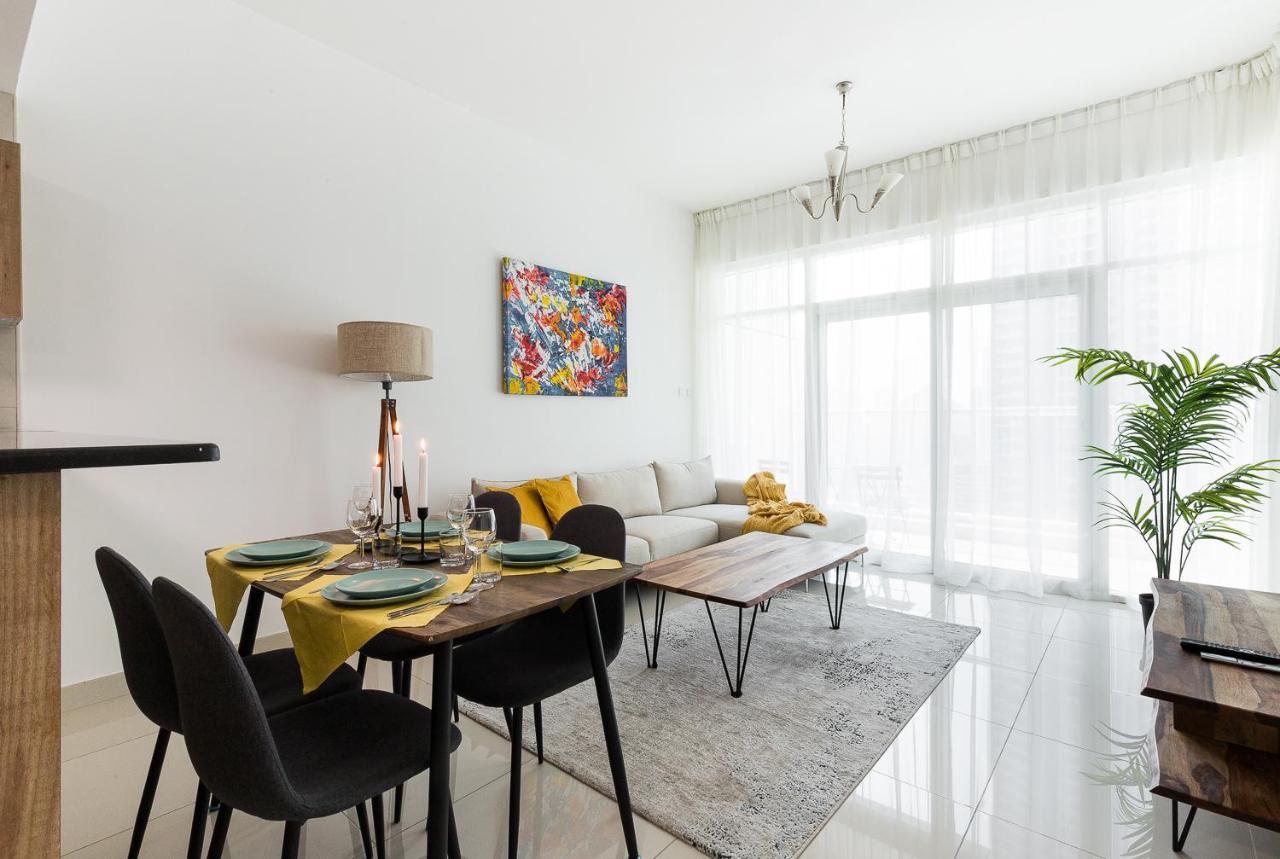 Lovely Unit With Marina View Villa Dubai Esterno foto