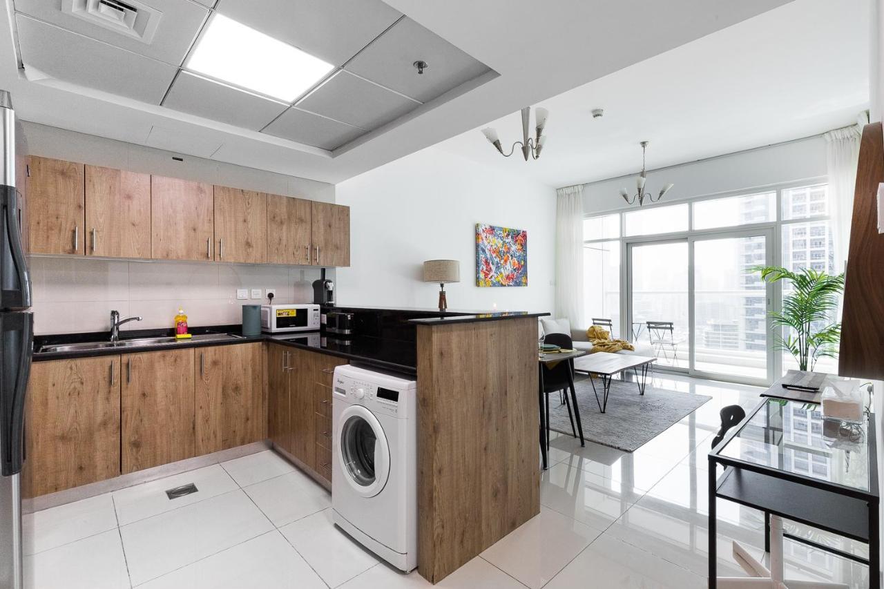Lovely Unit With Marina View Villa Dubai Esterno foto